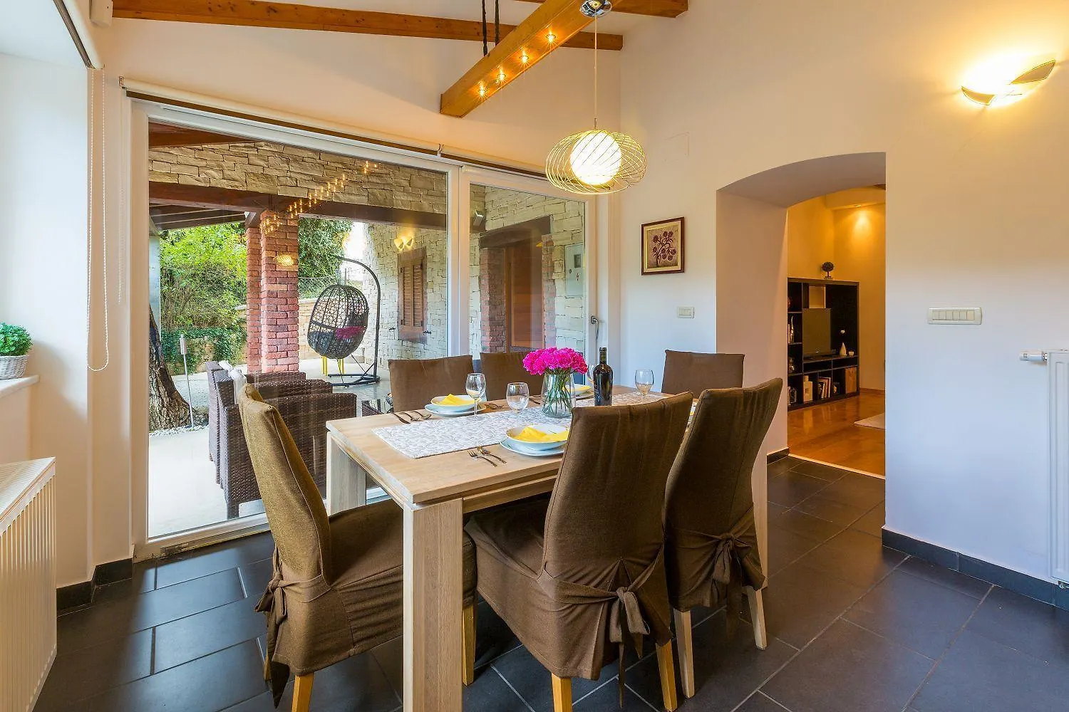 Hundefreundliche Finca Mit 3 Klimaanlagen, Privatpool, Grill, Waschmaschine, Heizung Krizisce 0*,  Croatia