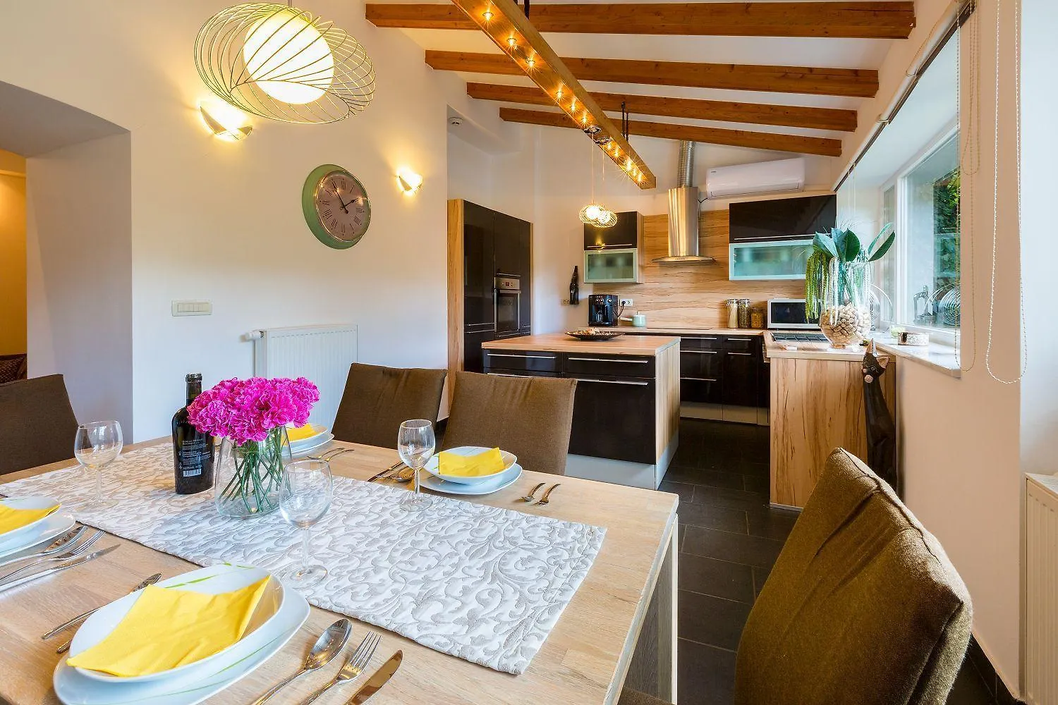 Hundefreundliche Finca Mit 3 Klimaanlagen, Privatpool, Grill, Waschmaschine, Heizung Krizisce Holiday home